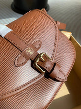 Load image into Gallery viewer, LB888 Saumur BB / HIGHEST QUALITY VERSION / 7.9 x 6.3 x 3 inches