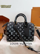 Load image into Gallery viewer, LB1553 Louis Vuitton Speedy P24 / 25 x 18 x 13 cm