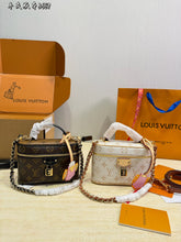 Load image into Gallery viewer, LB1510 LV Nano Speedy Monogram Empreinte Calfskin Edition / 19 cm