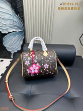 Load image into Gallery viewer, LB1268 Speedy Bandoulière 25 / 9.8 x 7.5 x 5.9 inches