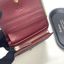 Load image into Gallery viewer, GC744 GG Emblem small wallet / W4.3" x H3.3" x D1.2"
