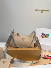 Load image into Gallery viewer, PD372 Prada Hobo 3-in-1 Chain Bag/20X15CM