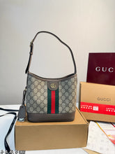 Load image into Gallery viewer, GC762 Gucci New Ampivato Ophidia /23X18CM