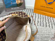 Load image into Gallery viewer, LB1377 Speedy 45 Special Edition / 45X25CM