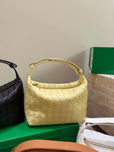 Load image into Gallery viewer, BV083 Bottega Veneta Wallace /23X14CM