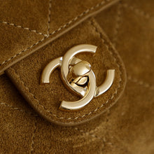 Load image into Gallery viewer, CC1235 CHANEL Classic /HIGHEST QUALITY VERSION / 33X18X8CM