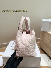 Load image into Gallery viewer, DR593 Dior Tourours Cowhide / L:28X20CM S:22X15CM