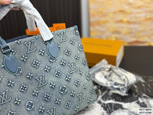 Load image into Gallery viewer, LB1395 LV Onthego Denim Tote /34 cm 25 cm
