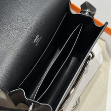 Load image into Gallery viewer, HM175 Hermes Roulis Mini Bag / 18 cm