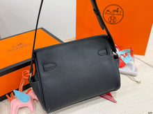 Load image into Gallery viewer, HM179 Hermes HAC A Dos Backpack / 24 × 18 cm