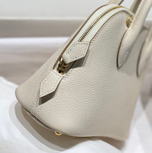 Load image into Gallery viewer, HM182 Hermès Mini Bolide / 19 x 14 x 8 cm / HIGHEST QUALITY VERSION