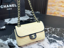Load image into Gallery viewer, CC1351 Chanel 2026 Cruise Woven Flap Bag / 25 x 16 cm