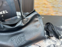 Load image into Gallery viewer, CC1352 Chanel 25A Tote Bag / 42 x 35 cm