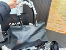 Load image into Gallery viewer, CC1352 Chanel 25A Tote Bag / 42 x 35 cm