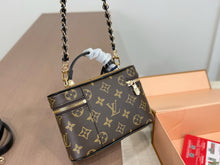 Load image into Gallery viewer, LB1407 Louis Vuitton Nice BB Vanity Case / 19 x 12 cm