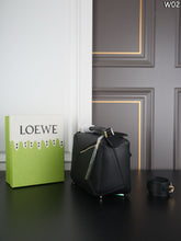 Load image into Gallery viewer, LWE045 LOEWE Puzzle Bag / Classic Calfskin