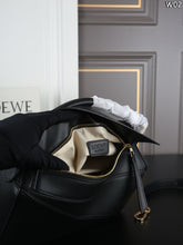 Load image into Gallery viewer, LWE045 LOEWE Puzzle Bag / Classic Calfskin