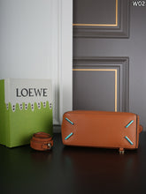 Load image into Gallery viewer, LWE046 LOEWE Puzzle Bag / Classic Calfskin