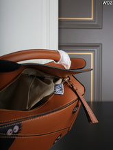 Load image into Gallery viewer, LWE046 LOEWE Puzzle Bag / Classic Calfskin