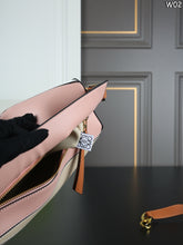 Load image into Gallery viewer, LWE047 LOEWE Puzzle Bag / Classic Calfskin