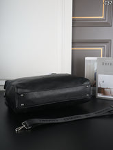 Load image into Gallery viewer, CC1355 CHANEL Vintage Leather Tote Bag / 42 x 24 cm