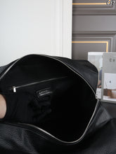 Load image into Gallery viewer, CC1355 CHANEL Vintage Leather Tote Bag / 42 x 24 cm