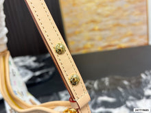 Load image into Gallery viewer, LB1503 Louis Vuitton Lineup Shopping Bag / 35 x 25 cm