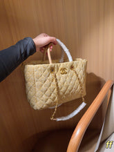 Load image into Gallery viewer, CC1366 Chanel Woven Straw Tote Bag / 31 x 21 x 12 cm