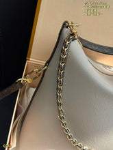 Load image into Gallery viewer, LB1509 LV Multipass Handbag (2026) / 29 x 25 cm