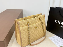 Load image into Gallery viewer, CC1370 CHANEL 2025/26 FW Haute Couture Tote / 34 x 26 cm