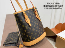 Load image into Gallery viewer, LB1411 Louis Vuitton Bucket Bag / 23 x 26 cm