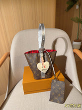 Load image into Gallery viewer, LB1423 LV ALL IN BB Monogram Bucket Bag / 16 x 18 x 12 cm