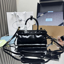 Load image into Gallery viewer, PD384 Prada Bonnie Mini / HIGHEST QUALITY VERSION / 23.5 x 12 x 9 cm