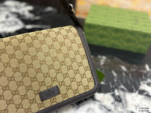 Load image into Gallery viewer, GC781 Gucci GG Canvas Messenger Bag / 28 x 20 cm & 25 x 19 cm