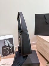 Load image into Gallery viewer, YSK459 Saint Laurent Le 5 À 7 Hobo Bag / 24 x 15 cm