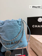 Load image into Gallery viewer, CC1374 Chanel 22 Mini Denim / 20 cm