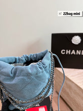 Load image into Gallery viewer, CC1374 Chanel 22 Mini Denim / 20 cm