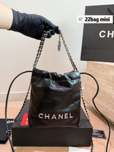 Load image into Gallery viewer, CC1375 Chanel 22 Mini / 20 cm