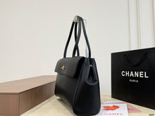 Load image into Gallery viewer, CC1340 Chanel 26S Grand Cabas Tote / 42 x 27 cm