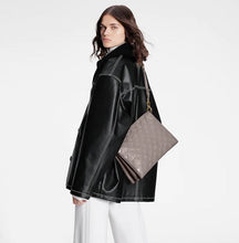 Load image into Gallery viewer, LB799 Coussin MM / HIGHEST QUALITY VERSION / 13.4 x 9.4 x 4.7 inches