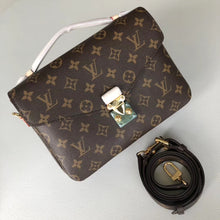 Load image into Gallery viewer, LB001 9.8x7.5x2.8 inch