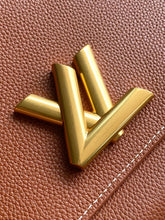 Load image into Gallery viewer, LB1045 Soft Twist / HIGHEST QUALITY VERSION / 10.6 x 7.5 x 3.5 inches