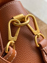 Load image into Gallery viewer, LB1045 Soft Twist / HIGHEST QUALITY VERSION / 10.6 x 7.5 x 3.5 inches