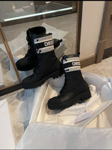 Load image into Gallery viewer, SE1735 D-Major Ankle Boot Size 5-11