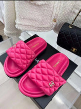Load image into Gallery viewer, SE1737 Chanel Slippers Size 5-11
