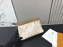 Load image into Gallery viewer, LB1471 Louis Vuitton Pochette Voyage MM / 30 x 21 x 7.5 cm