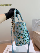 Load image into Gallery viewer, DR649 Dior Lady D-Lite Bag / HIGHEST QUALITY VERSION / 24 cm