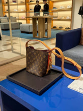Load image into Gallery viewer, LB1580 LV All In BB Bucket Bag / 16×18×12cm