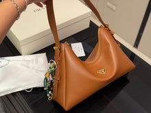 Load image into Gallery viewer, PD399 PRADA Vintage-Inspired Hobo / 37 x 24 cm