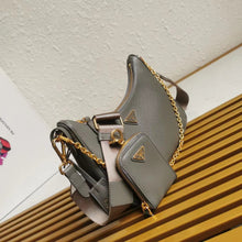 Load image into Gallery viewer, PD267 Padded Leather Prada Re-Edition 2005 Shoulder Bag / HIGHEST QUALITY VERSION / 8.6x7x2.5inch